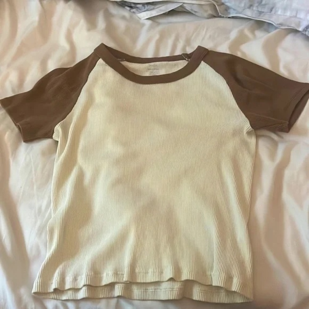 Brandy Melville Bella Top - Brown & Cream